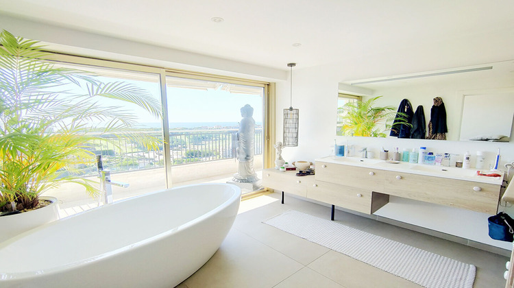 Ma-Cabane - Vente Appartement MANDELIEU-LA-NAPOULE, 174 m²