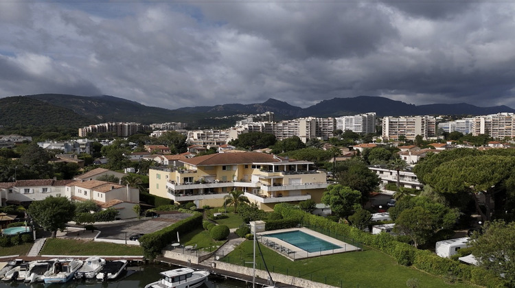 Ma-Cabane - Vente Appartement MANDELIEU LA NAPOULE, 63 m²