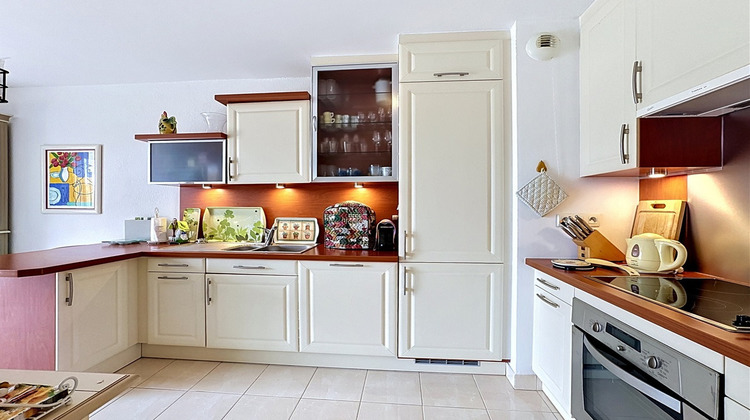 Ma-Cabane - Vente Appartement MANDELIEU LA NAPOULE, 63 m²