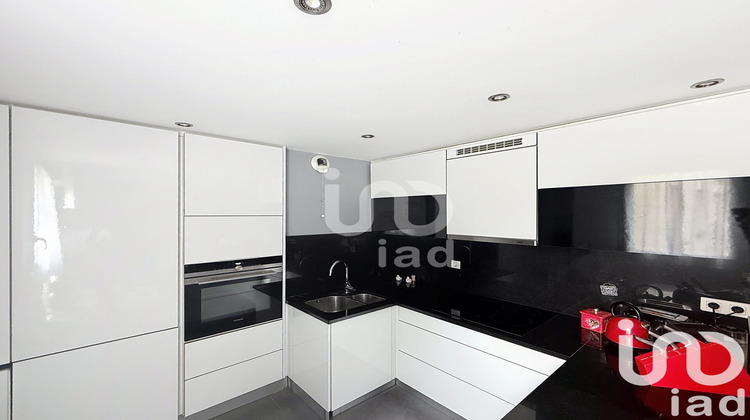 Ma-Cabane - Vente Appartement Mandres-les-Roses, 63 m²