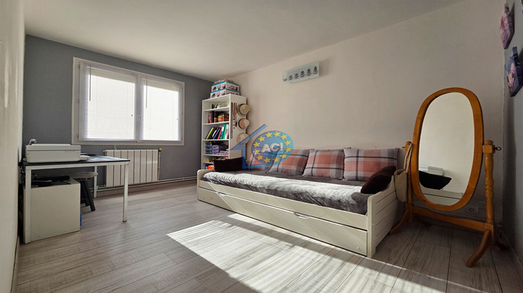 Ma-Cabane - Vente Appartement MANTES-LA-VILLE, 65 m²