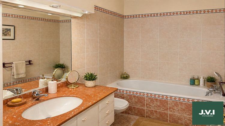 Ma-Cabane - Vente Appartement MARGENCY, 81 m²