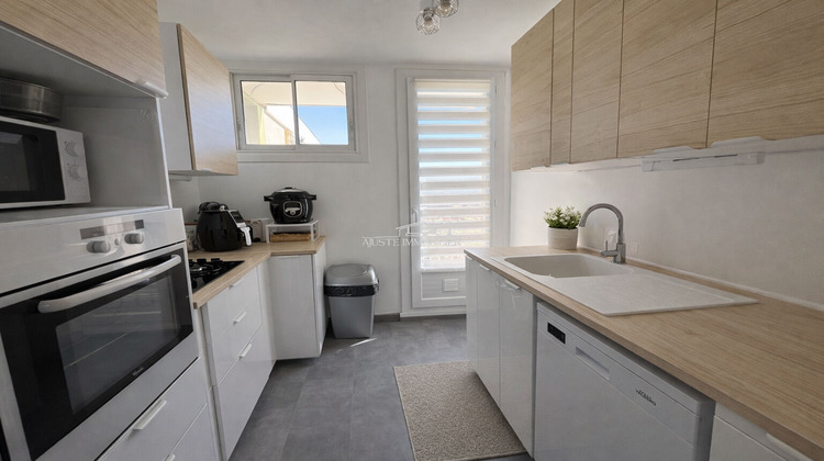 Ma-Cabane - Vente Appartement MARIGNANE, 75 m²