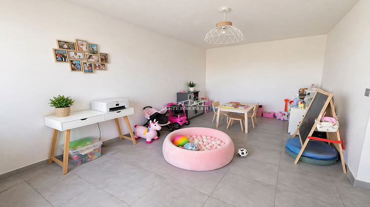 Ma-Cabane - Vente Appartement MARIGNANE, 75 m²