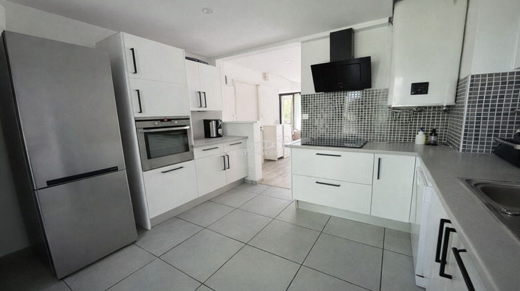Ma-Cabane - Vente Appartement MARIGNANE, 72 m²
