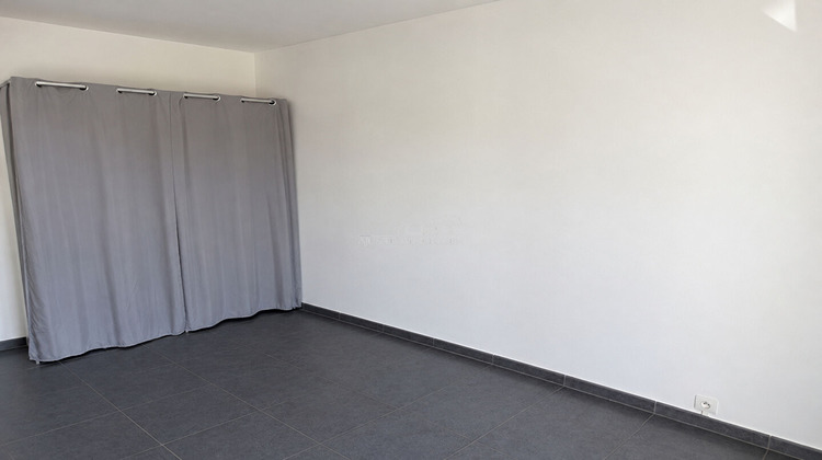Ma-Cabane - Vente Appartement MARIGNANE, 72 m²