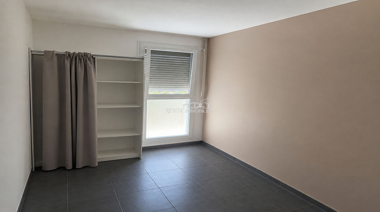 Ma-Cabane - Vente Appartement MARIGNANE, 72 m²