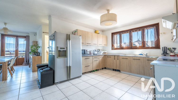 Ma-Cabane - Vente Appartement Marnaz, 81 m²