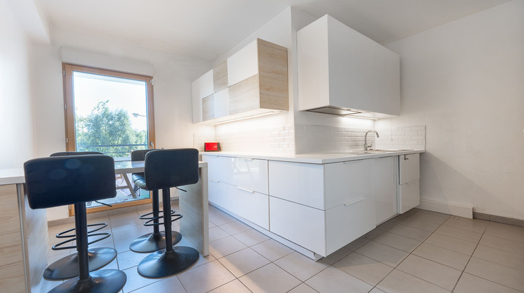 Ma-Cabane - Vente Appartement MARNES-LA-COQUETTE, 113 m²