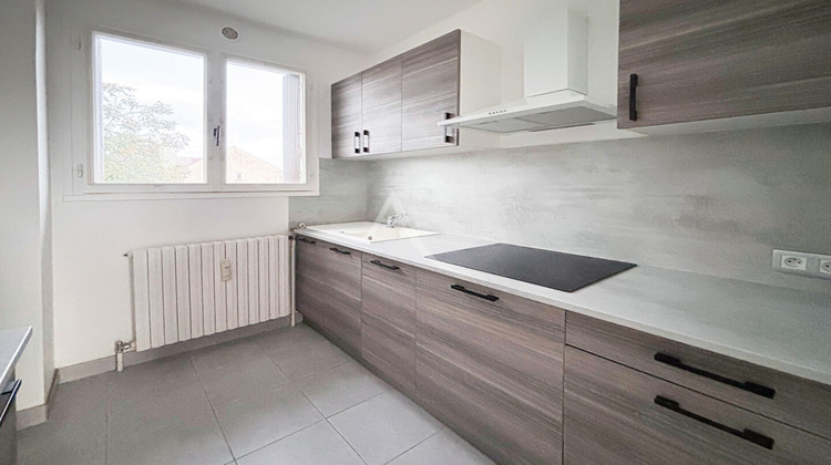 Ma-Cabane - Vente Appartement MAROLLES-EN-HUREPOIX, 30 m²