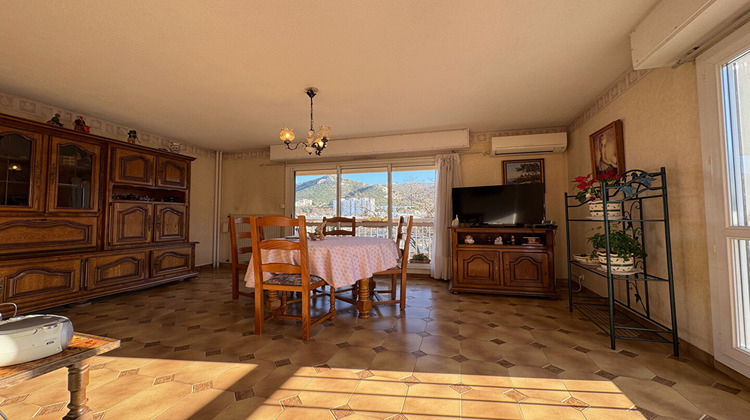Ma-Cabane - Vente Appartement MARSEILLE 10, 76 m²