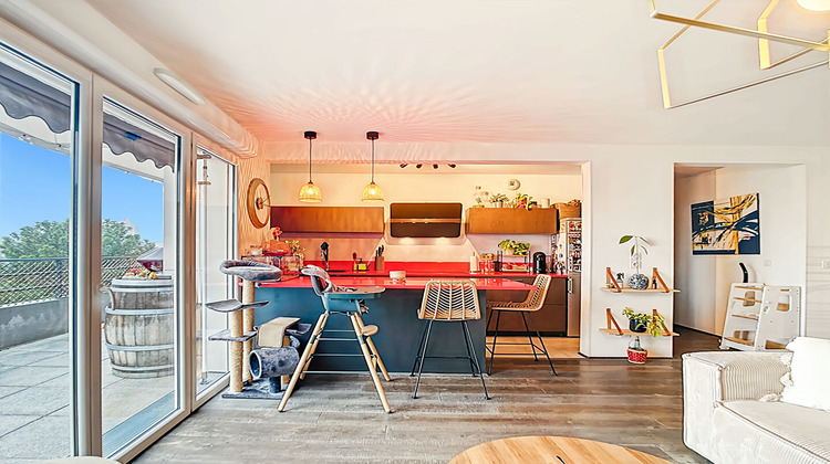 Ma-Cabane - Vente Appartement MARSEILLE 10, 84 m²