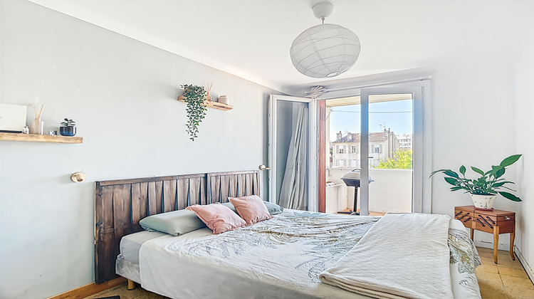 Ma-Cabane - Vente Appartement MARSEILLE 10, 57 m²