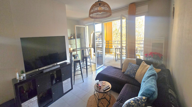 Ma-Cabane - Vente Appartement MARSEILLE 10, 64 m²