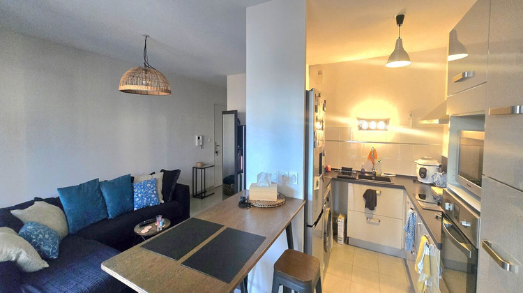 Ma-Cabane - Vente Appartement MARSEILLE 10, 64 m²