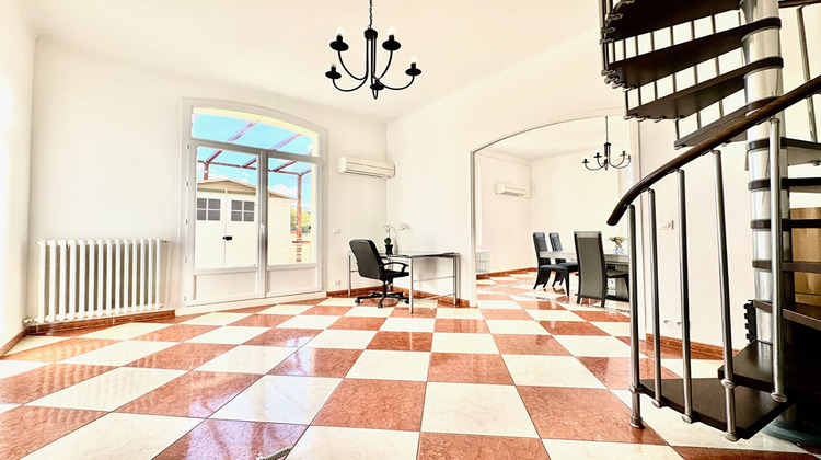 Ma-Cabane - Vente Appartement MARSEILLE 11, 103 m²