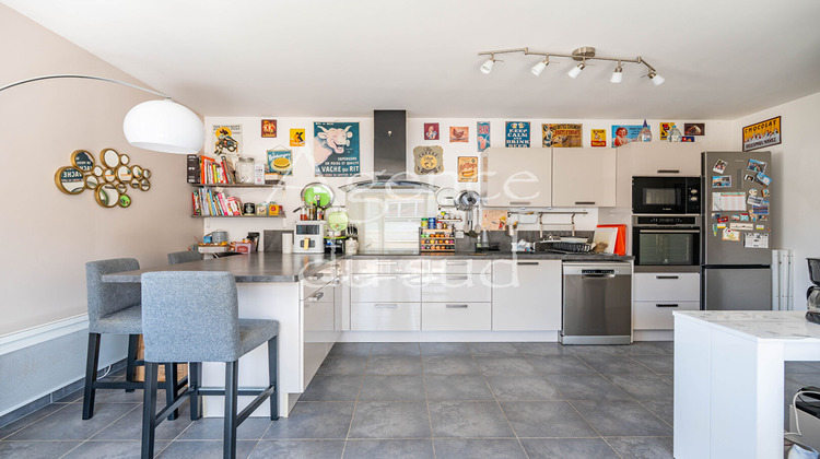 Ma-Cabane - Vente Appartement MARSEILLE 11, 72 m²