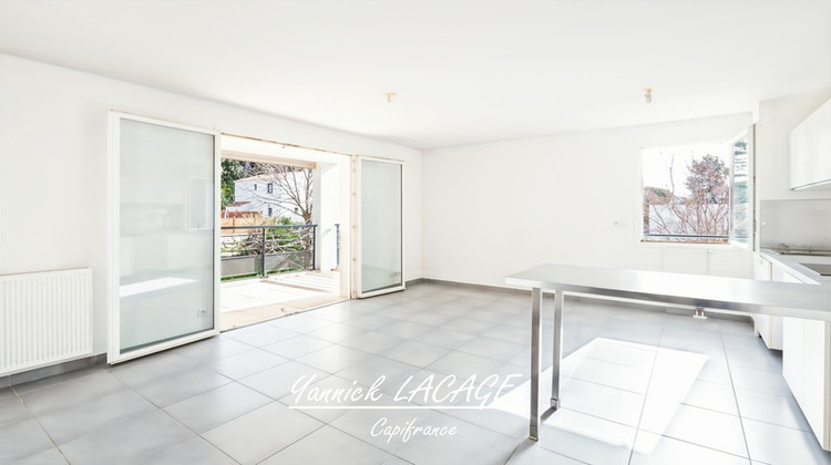 Ma-Cabane - Vente Appartement MARSEILLE 11EME ARRONDISSEMENT, 63 m²