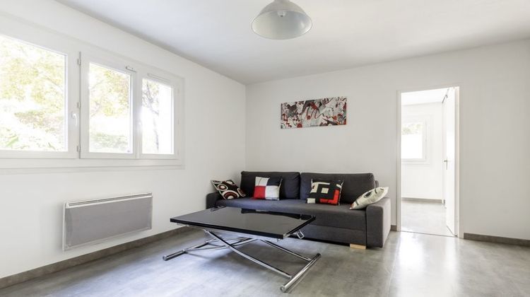 Ma-Cabane - Vente Appartement MARSEILLE 12, 45 m²