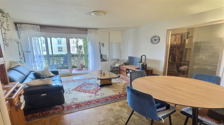 Ma-Cabane - Vente Appartement MARSEILLE 12, 77 m²