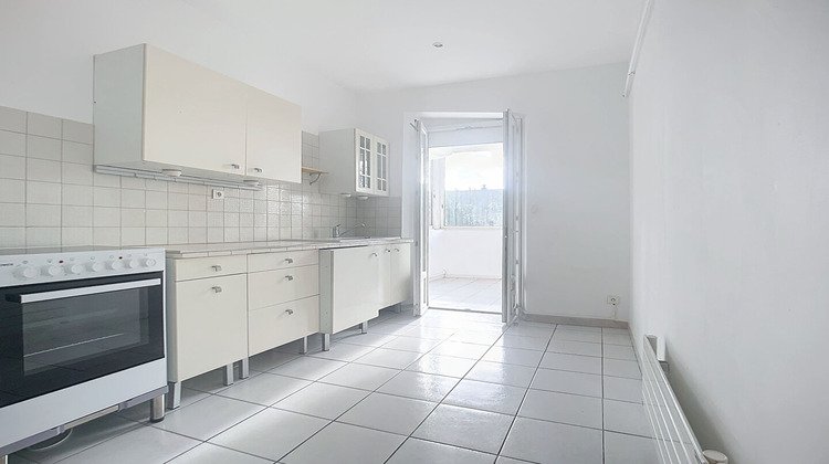Ma-Cabane - Vente Appartement MARSEILLE 12, 84 m²