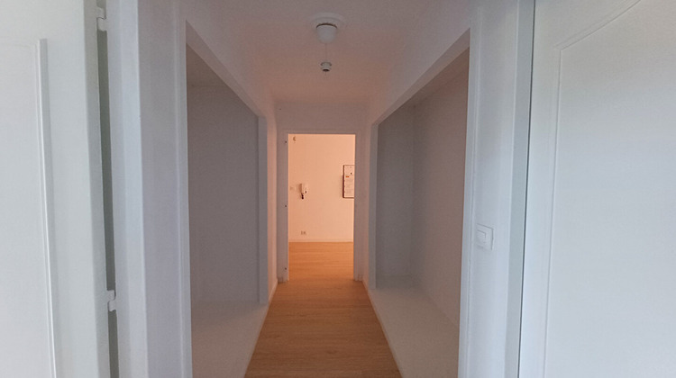 Ma-Cabane - Vente Appartement MARSEILLE 12, 81 m²