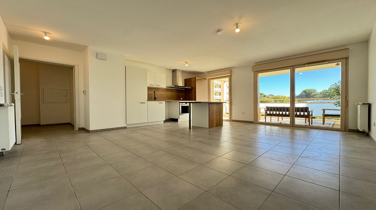 Ma-Cabane - Vente Appartement MARSEILLE 12, 60 m²