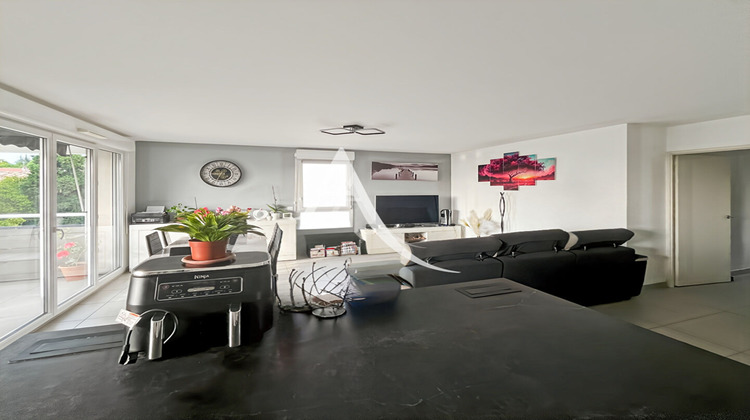 Ma-Cabane - Vente Appartement MARSEILLE 12, 77 m²