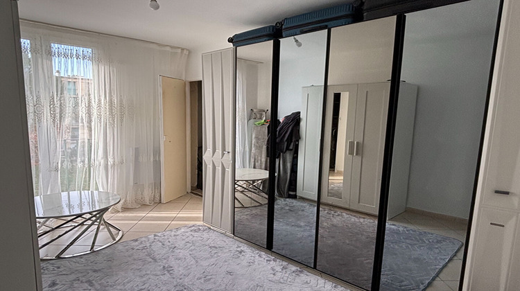 Ma-Cabane - Vente Appartement MARSEILLE 12, 64 m²