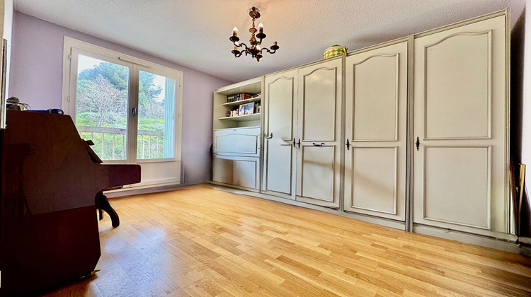 Ma-Cabane - Vente Appartement MARSEILLE 12, 88 m²