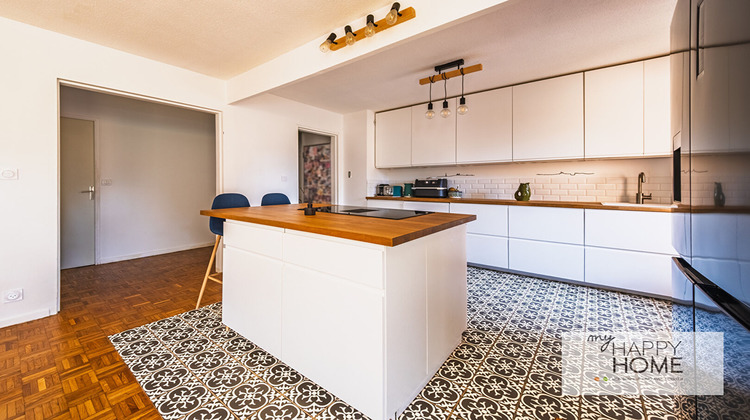 Ma-Cabane - Vente Appartement MARSEILLE 12, 94 m²