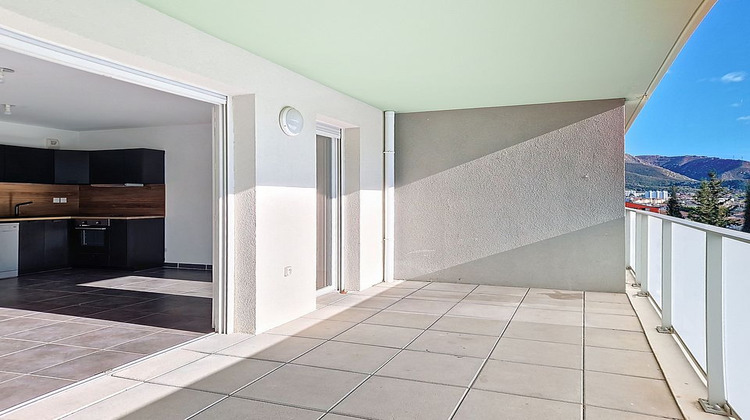 Ma-Cabane - Vente Appartement MARSEILLE 12, 63 m²