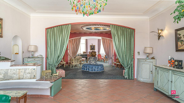 Ma-Cabane - Vente Appartement MARSEILLE, 226 m²