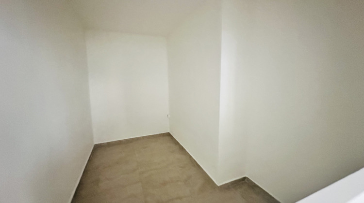 Ma-Cabane - Vente Appartement Marseille, 32 m²