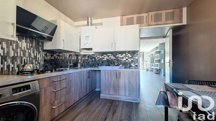 Ma-Cabane - Vente Appartement Marseille, 64 m²