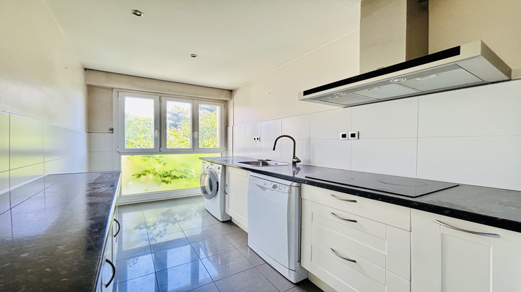 Ma-Cabane - Vente Appartement Marseille, 77 m²