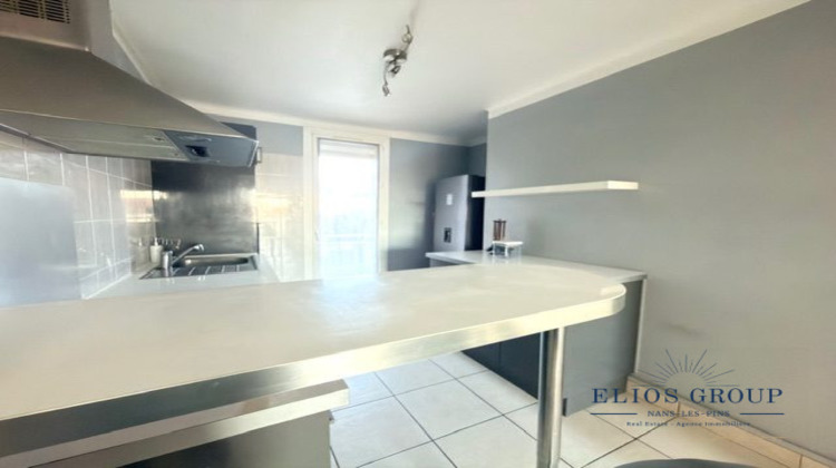 Ma-Cabane - Vente Appartement Marseille, 61 m²
