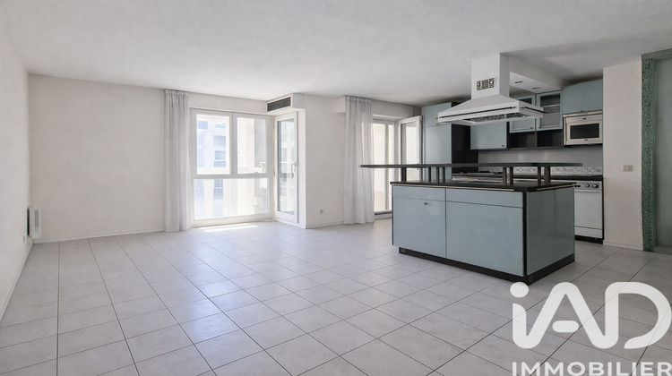 Ma-Cabane - Vente Appartement Marseille, 70 m²