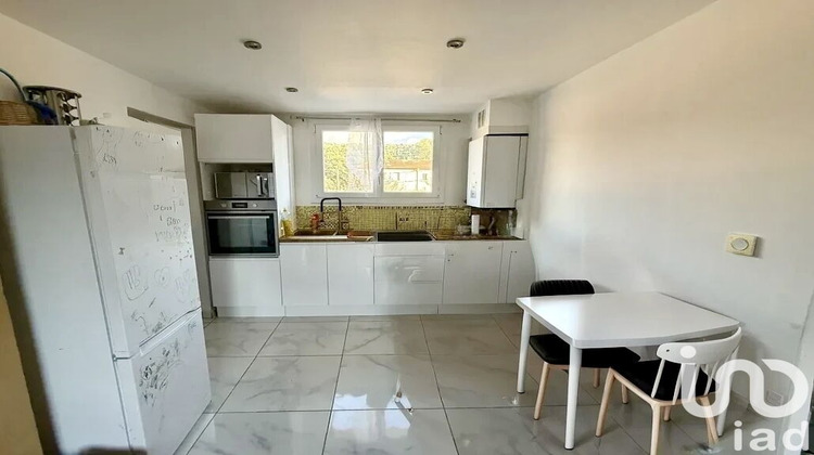 Ma-Cabane - Vente Appartement Marseille, 71 m²