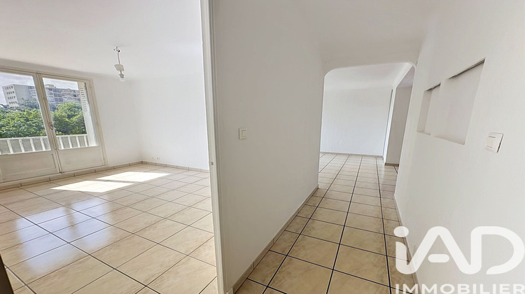 Ma-Cabane - Vente Appartement Marseille, 61 m²