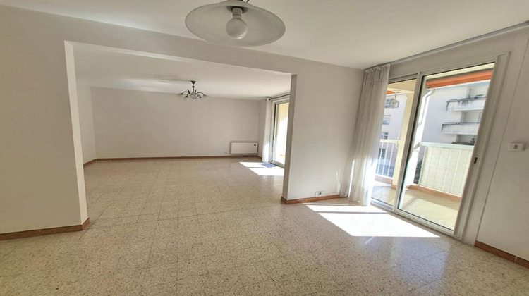 Ma-Cabane - Vente Appartement MARSEILLE, 97 m²