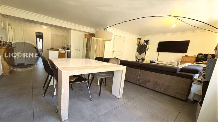 Ma-Cabane - Vente Appartement Marseille, 70 m²