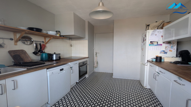 Ma-Cabane - Vente Appartement Marseille, 76 m²