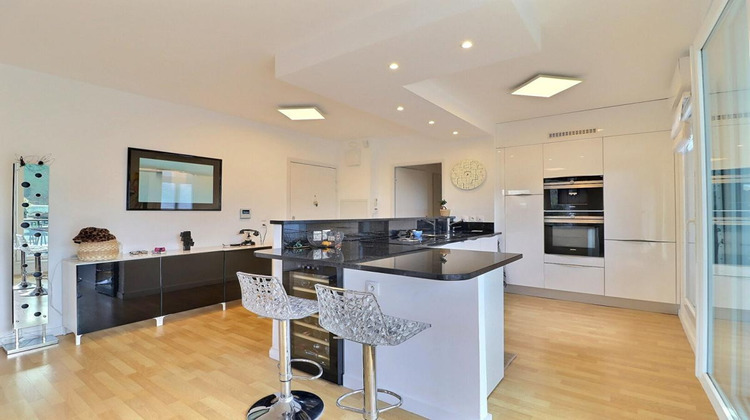 Ma-Cabane - Vente Appartement MARSEILLE, 77 m²