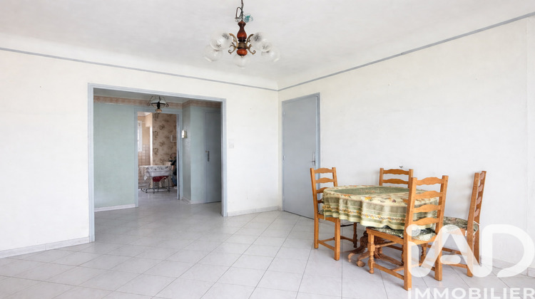 Ma-Cabane - Vente Appartement Marseille, 70 m²