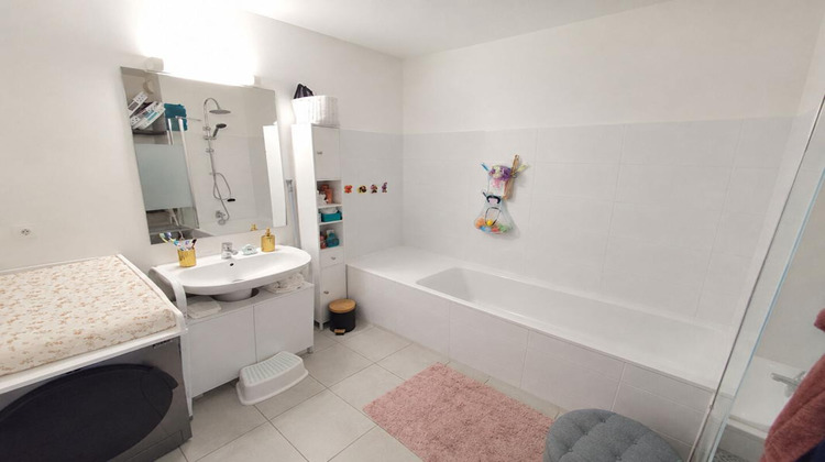 Ma-Cabane - Vente Appartement MARSEILLE, 56 m²