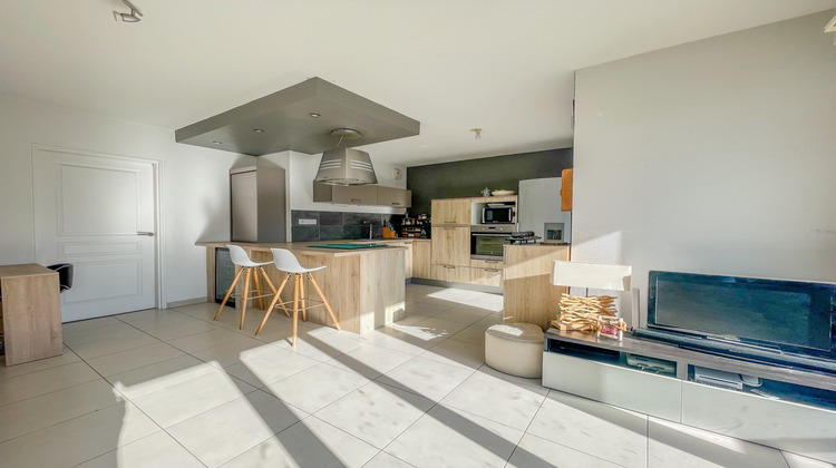 Ma-Cabane - Vente Appartement Marseille, 76 m²