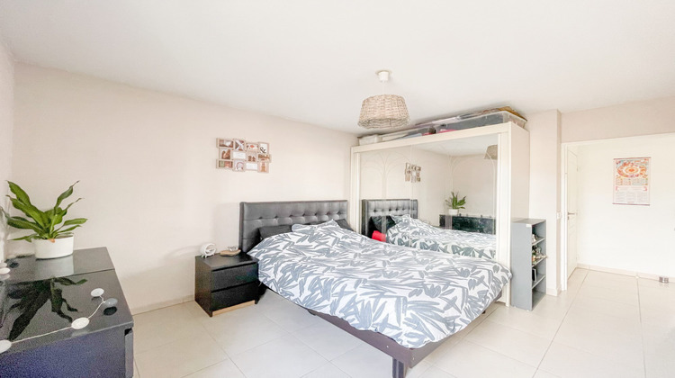 Ma-Cabane - Vente Appartement Marseille, 76 m²