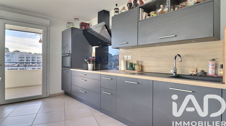 Ma-Cabane - Vente Appartement Marseille, 65 m²