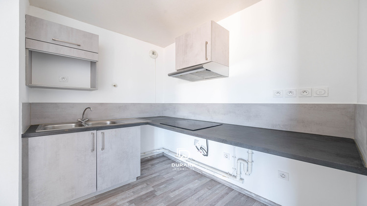 Ma-Cabane - Vente Appartement Marseille, 64 m²